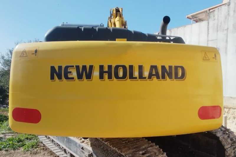 OmecoHub - Immagine NEW HOLLAND E245B